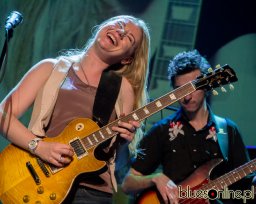 Joanne Shaw Taylor at Bluestracje 2013 (18)